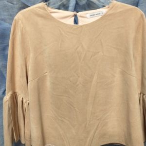 Fantastic Oxford Sunday Top!